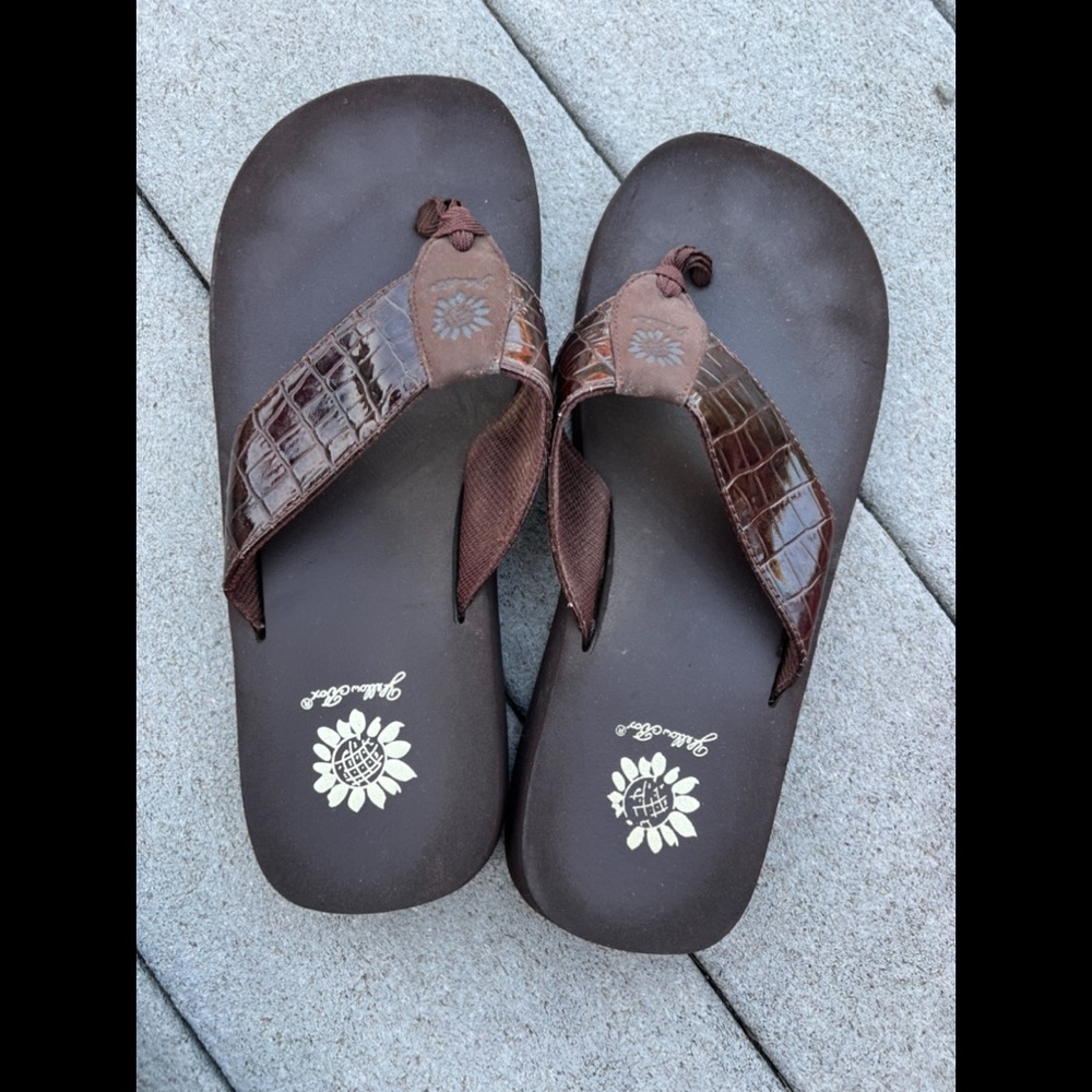 Yellow Box Women’s Flip Flops - Sandals - Size 8